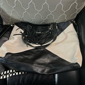 Black and white tote/shoulder bag